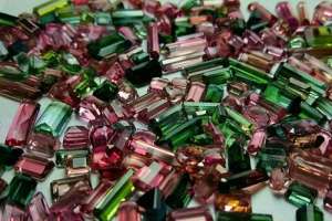 GIỚI THIỆU VỀ ĐÁ TOURMALINE