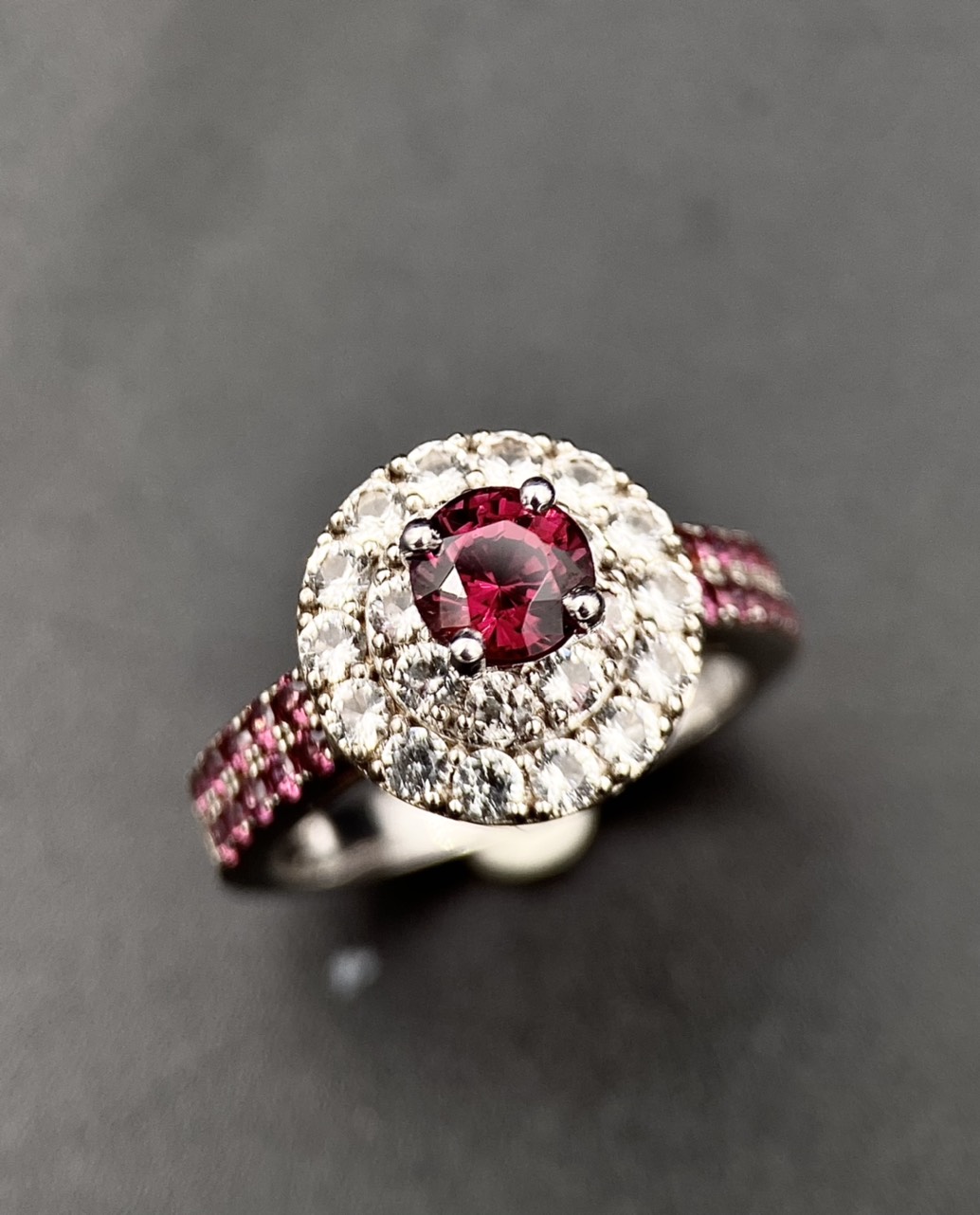 NHẪN NỮ GARNET VÀNG TRẮNG 10K